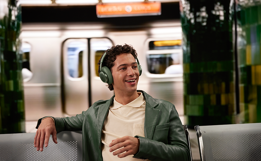 JBL Live 780NC Version 2.0 dual-microphone perfect calls with AI-trained algorithm - Image