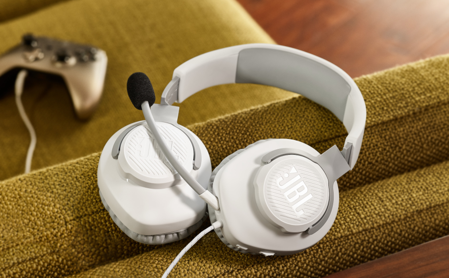 JBL Quantum 100 Anna äänesi kuulua kirkkaana ja selvänä - Image